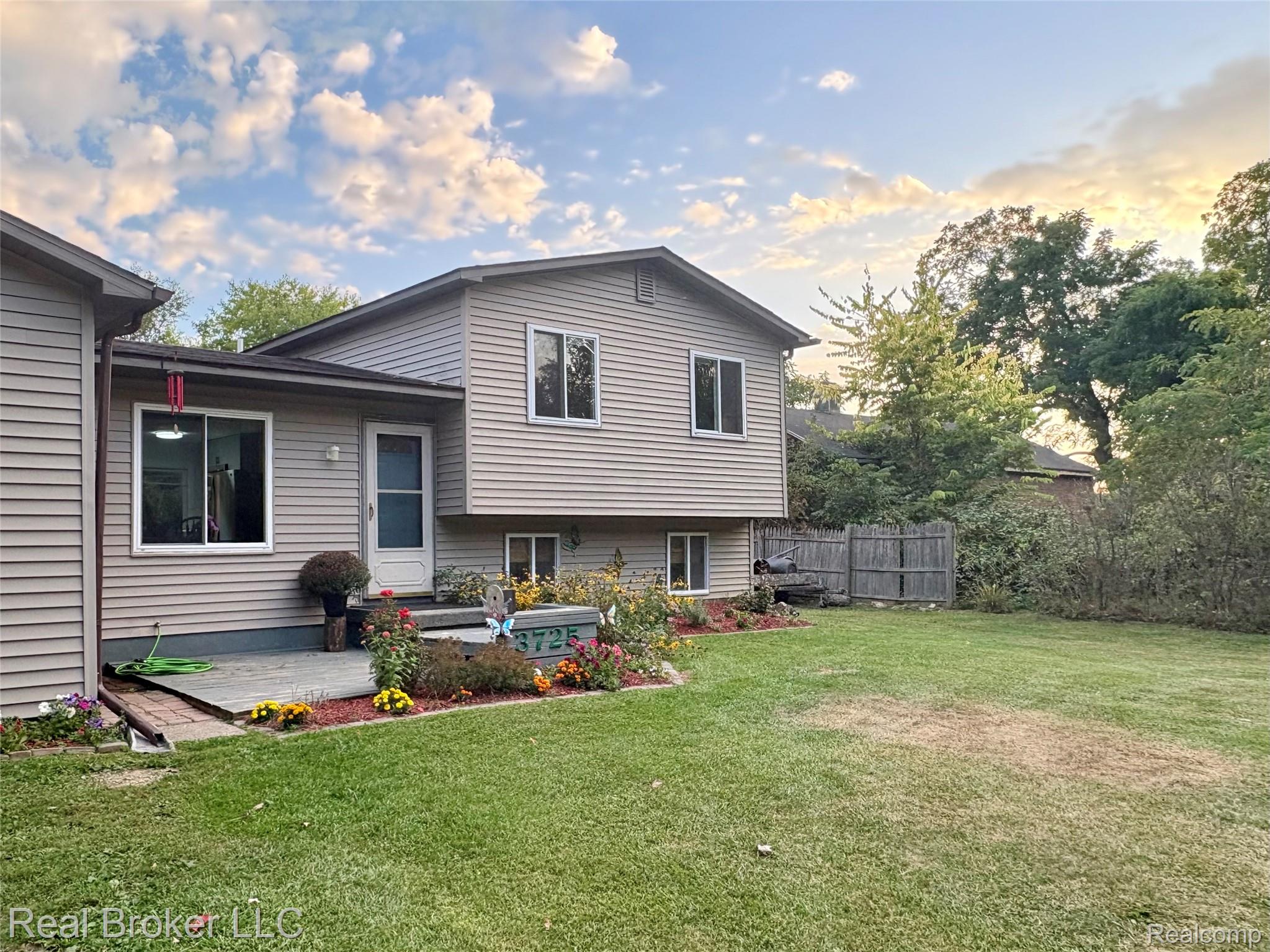 3725 Bronson Lake Road