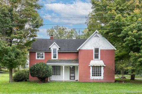A home in CantonCharterTownship_Wayne
