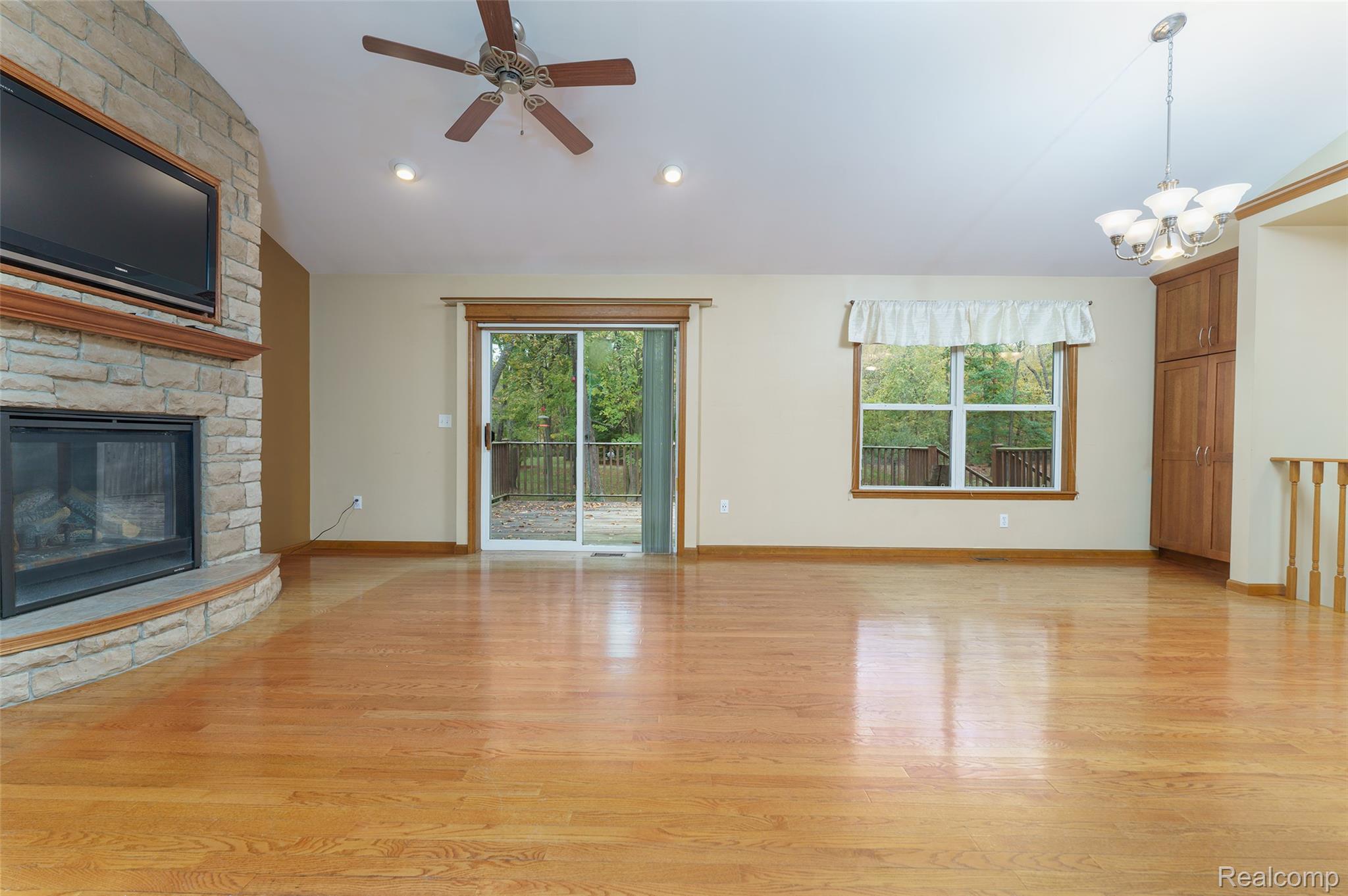 3410 Hogback Road