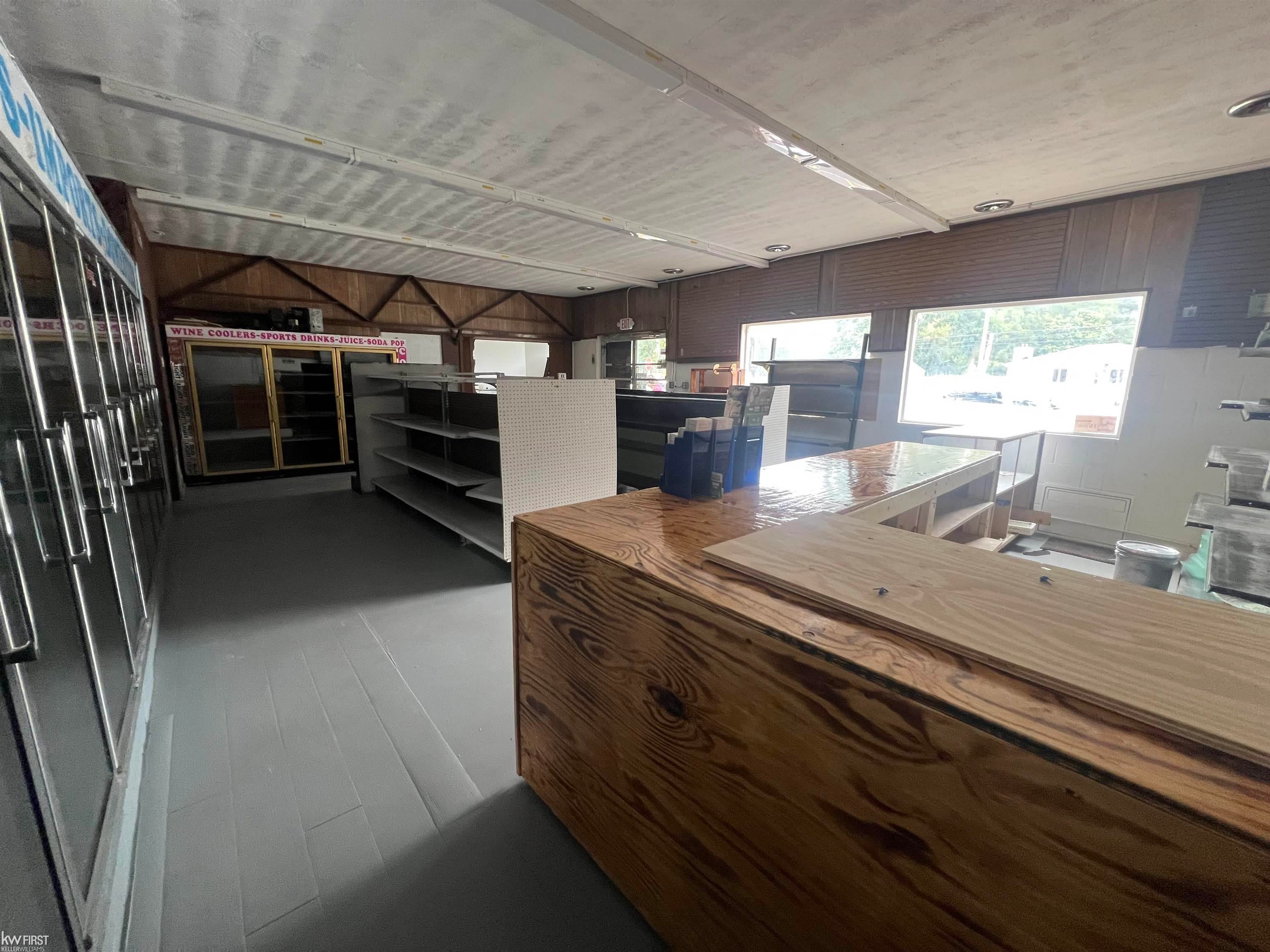 5225 Flushing Road