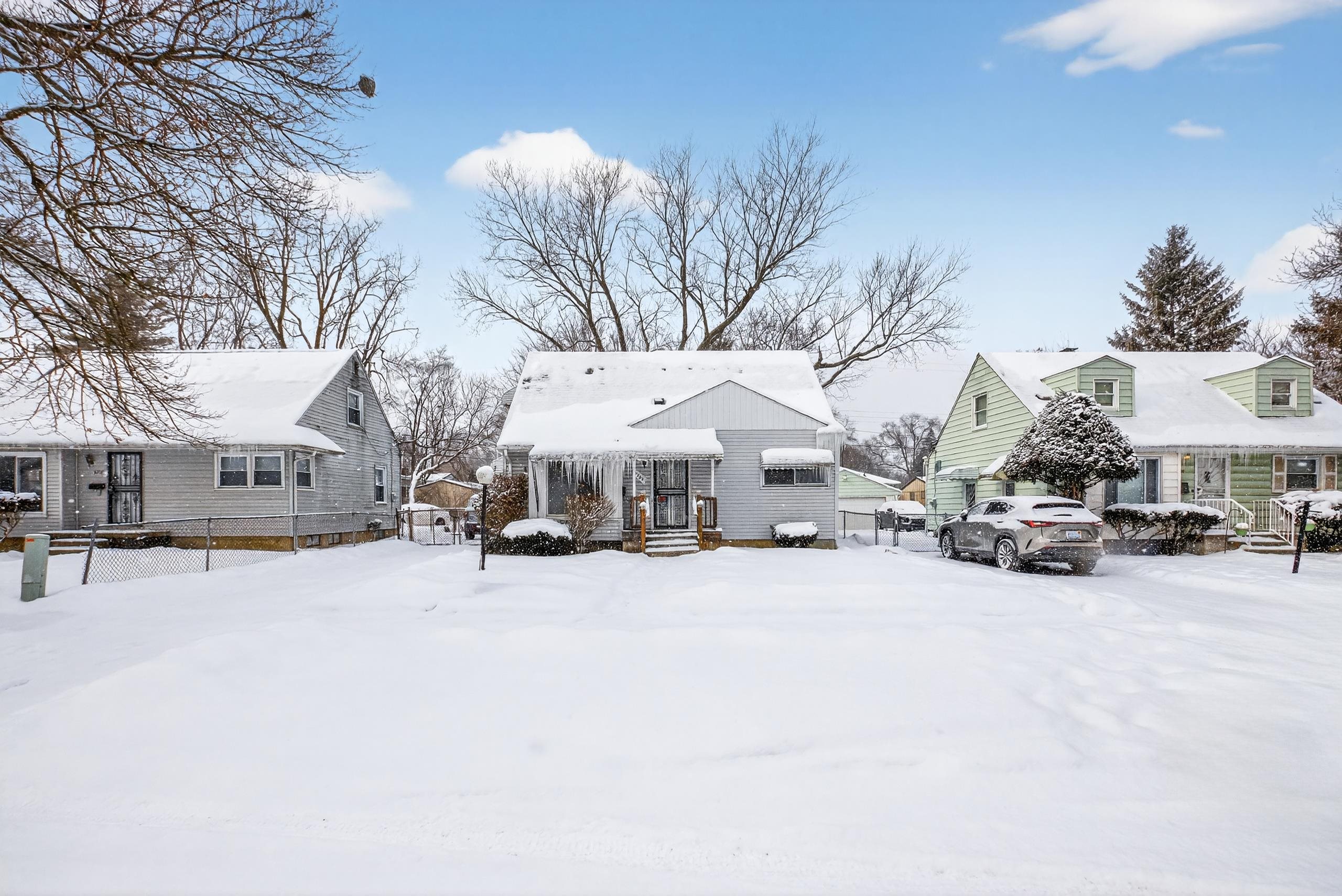 5705 Winthrop Boulevard