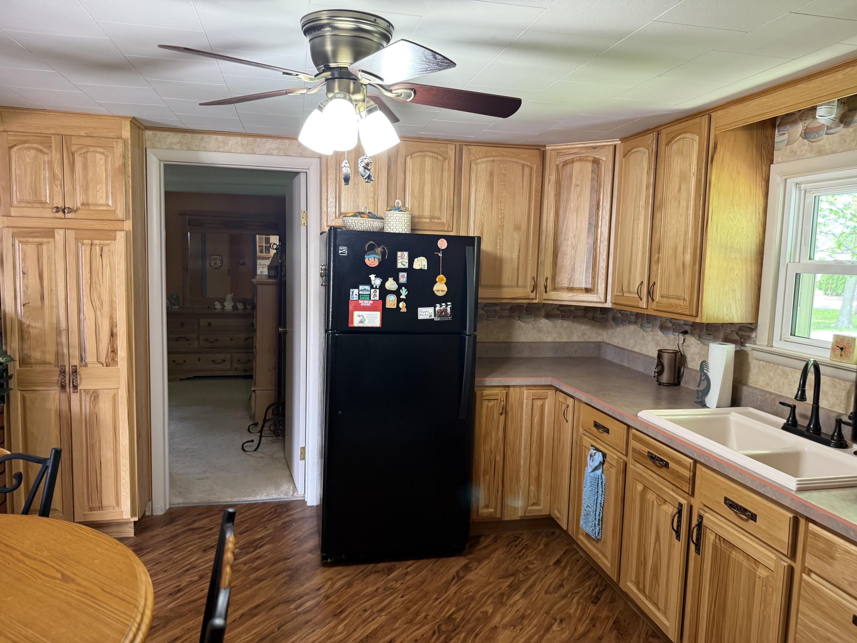 928 Hummingbird Lane