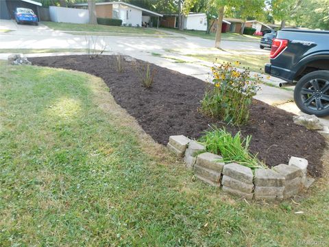 Tiny photo for 29915 Everett Street, Southfield City, MI 48076 (MLS # 20261021759)