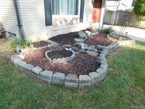 Tiny photo for 29915 Everett Street, Southfield City, MI 48076 (MLS # 20261021759)