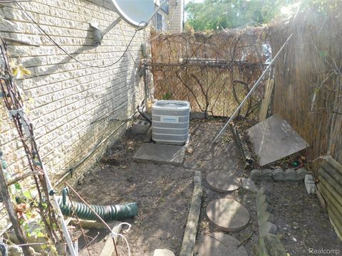 Tiny photo for 29915 Everett Street, Southfield City, MI 48076 (MLS # 20261021759)