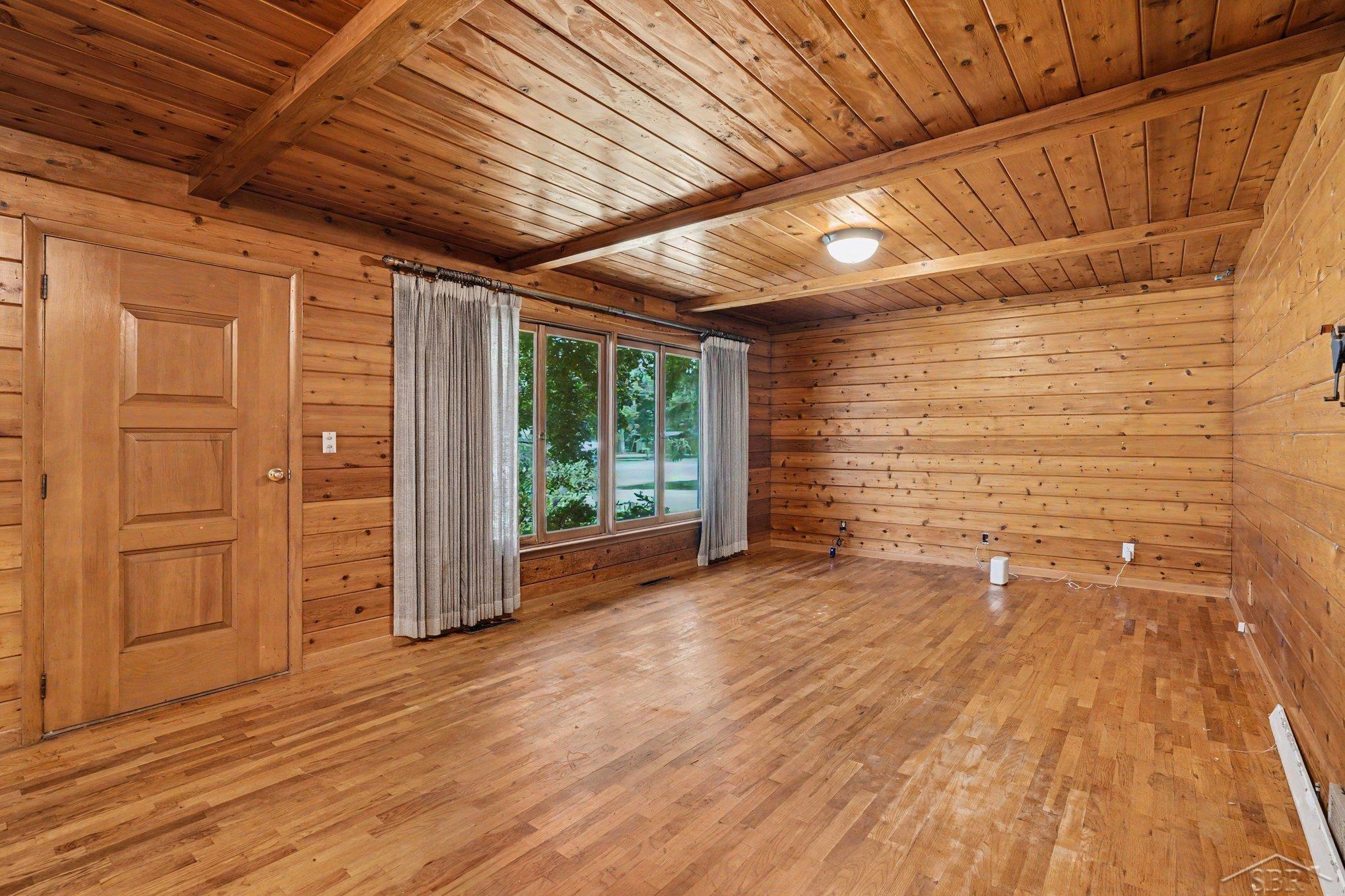 5211 Field Road