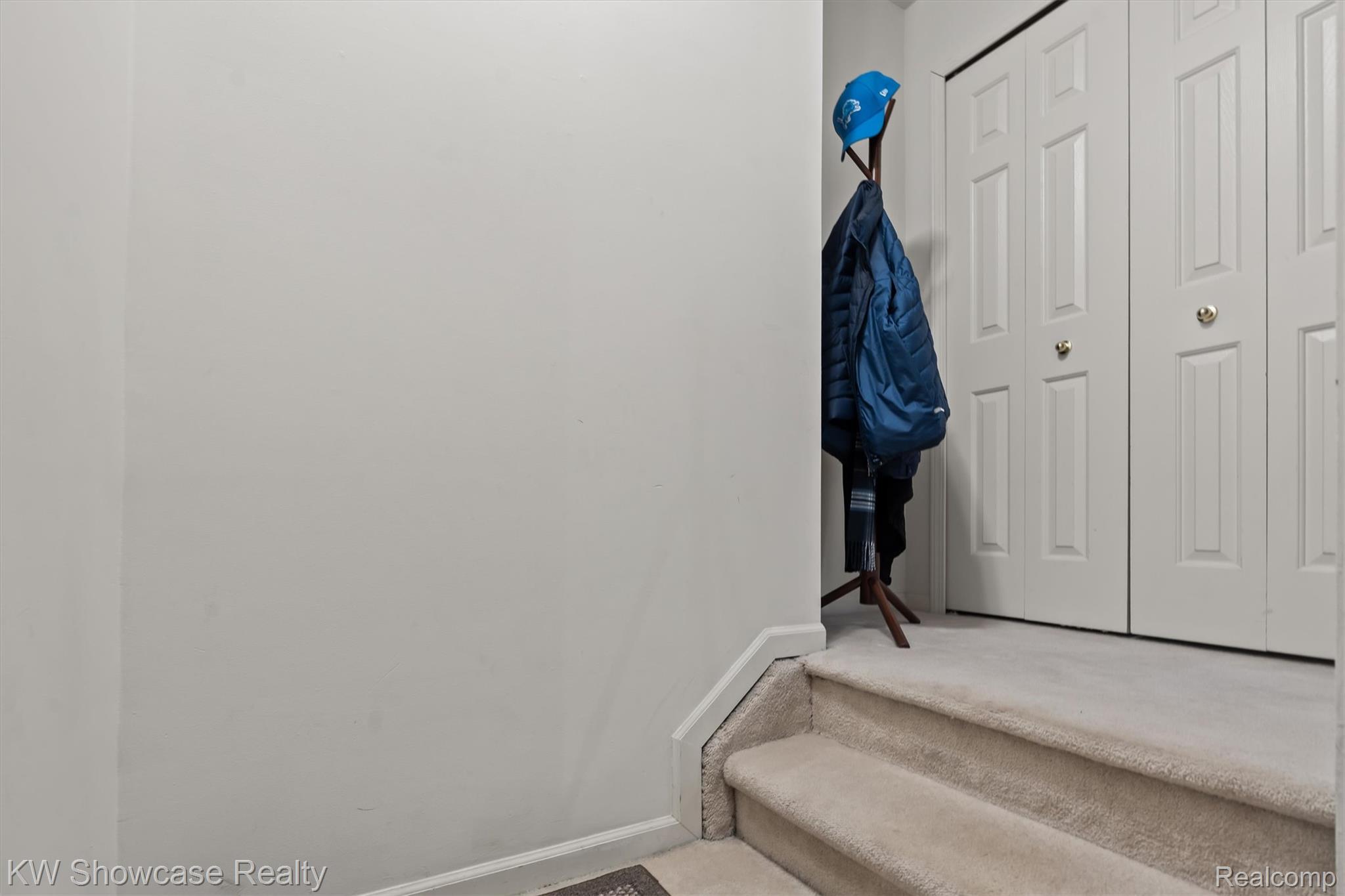 614 Napa Valley Drive 11