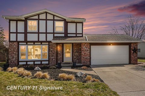 680 N Frost Drive Saginaw Charter Township MI 48638