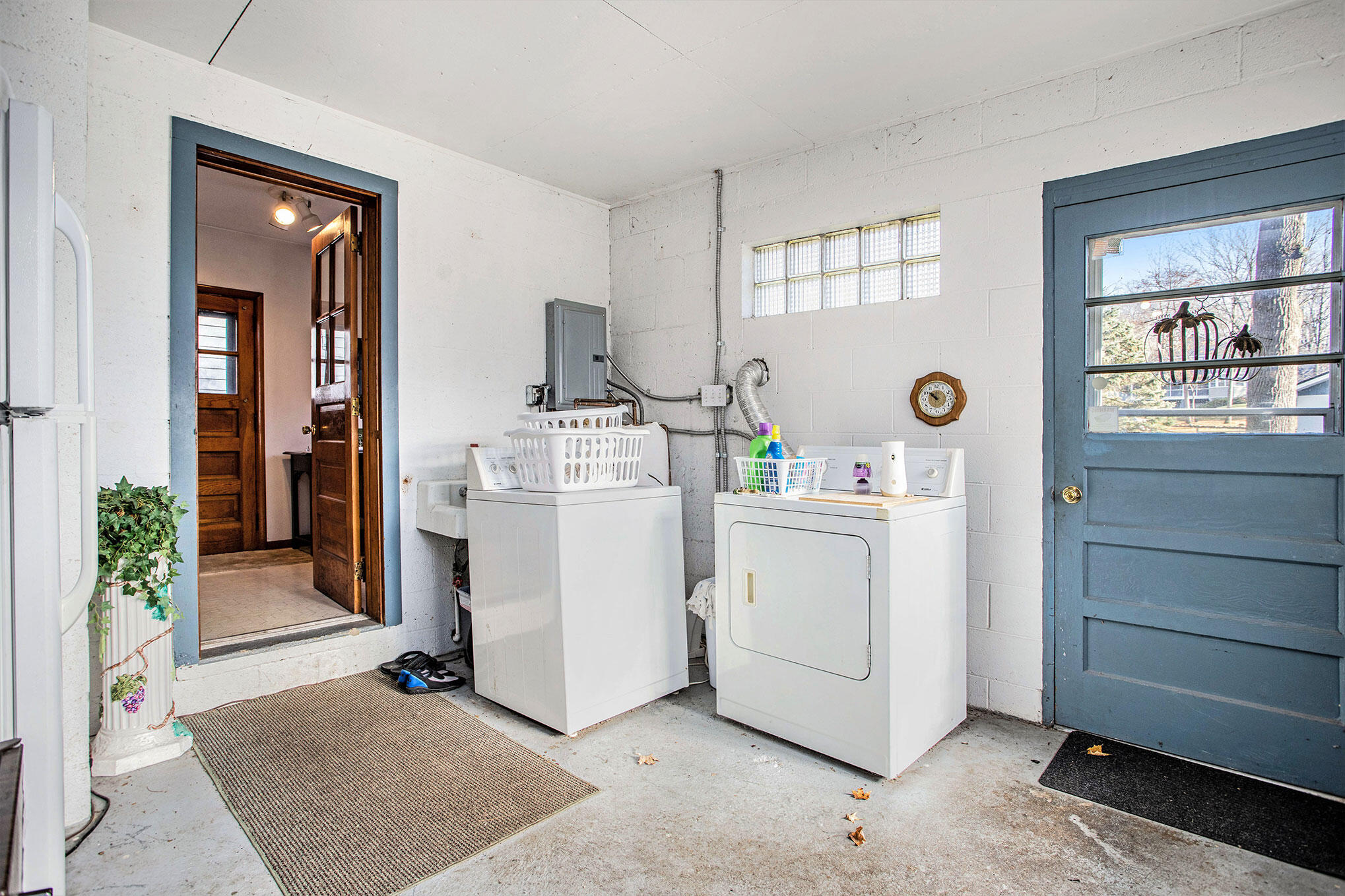 RossTownship_Kalamazoo, Michigan 49012, United States, 2 Bedrooms Bedrooms, ,1 BathroomBathrooms,Residential,Active,95141