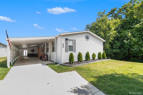 13541 Austin Court Hartland Township MI 48353