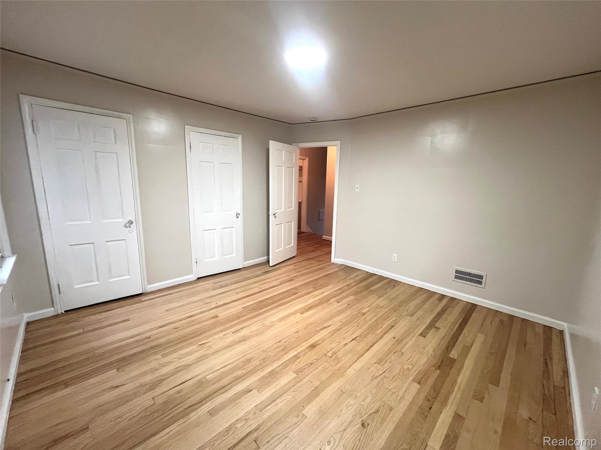 Detroit City, Michigan 48224, United States, 3 Bedrooms Bedrooms, ,2 BathroomsBathrooms,Residential,Active,182531