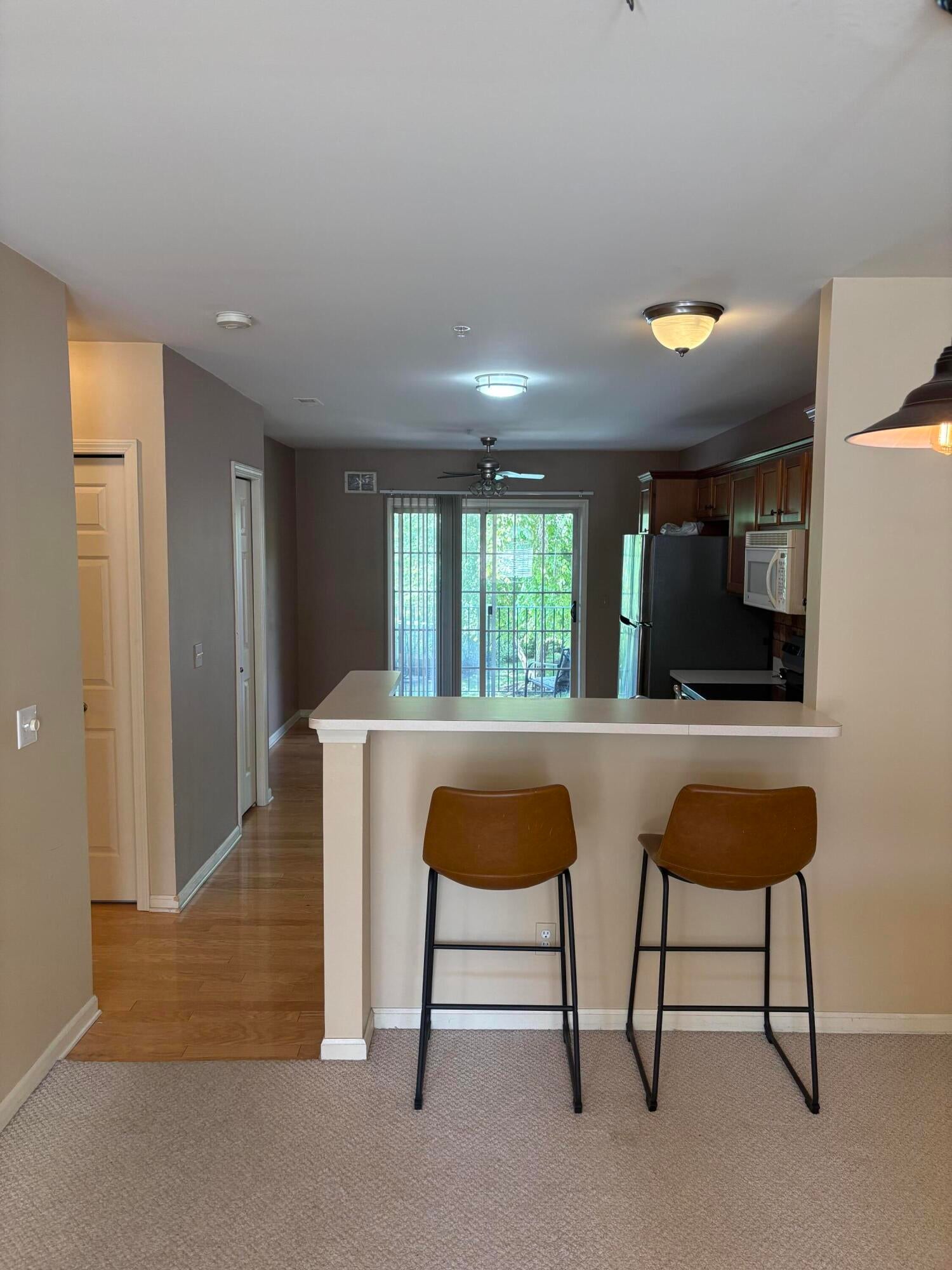 660 Village Lane
