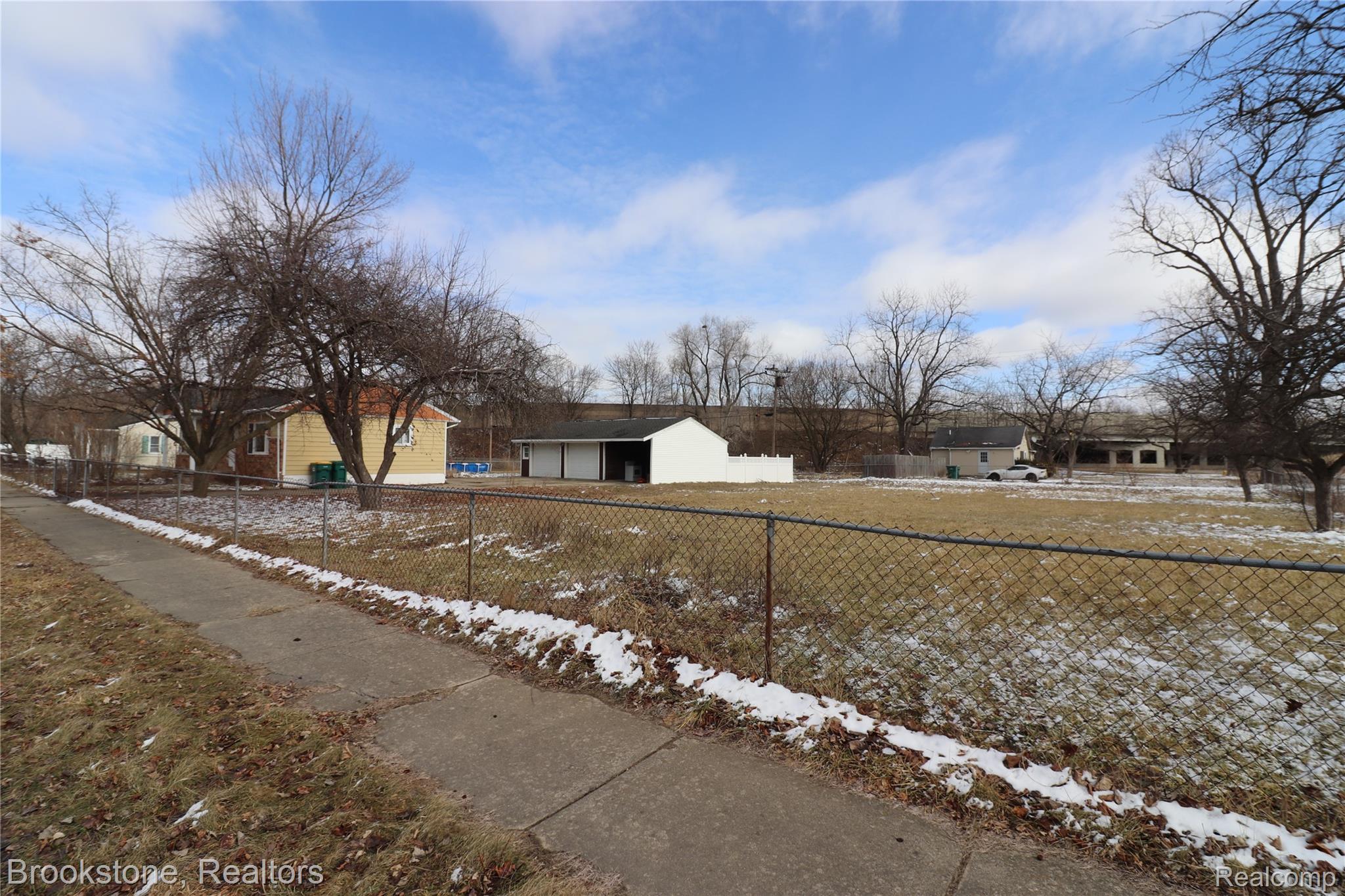 1787 S Pasadena Avenue