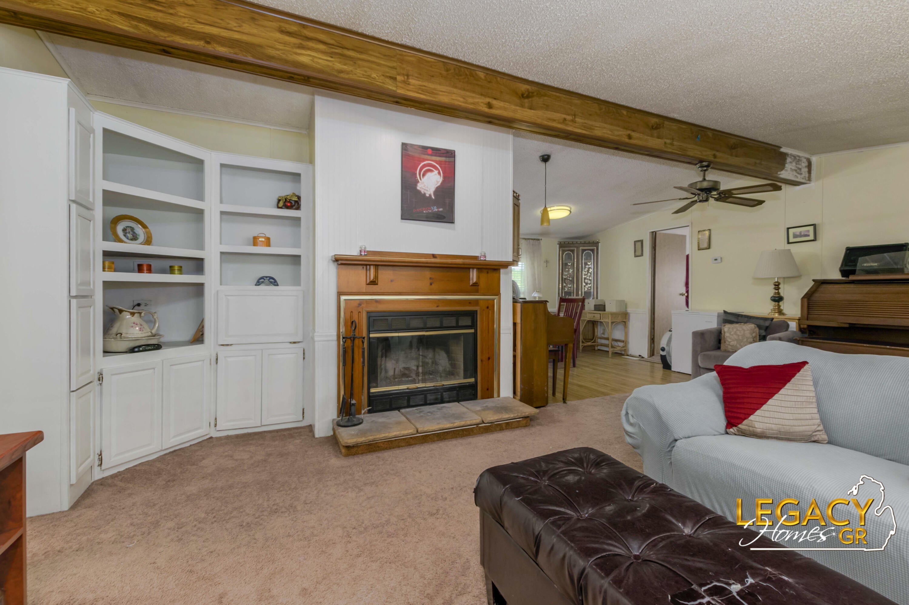 1163 Maple Leaf Lane NW