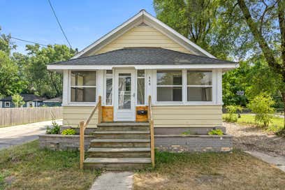 448 E Stockbridge Avenue Kalamazoo City MI 49001