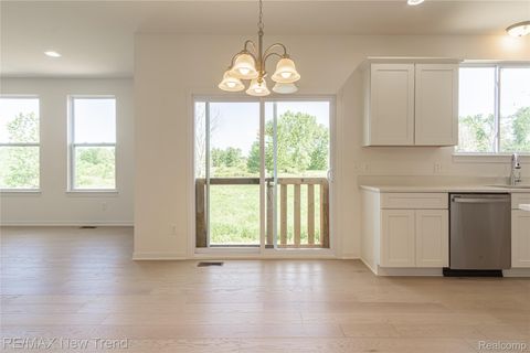 Tiny photo for 2001 Crested Butte Drive, White Lake Charter Township, MI 48383 (MLS # 20261003049)