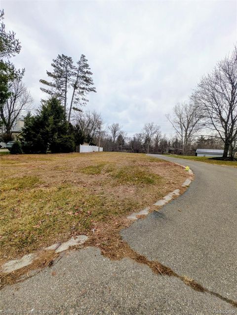 29102 Terrence Street Livonia City MI 48154