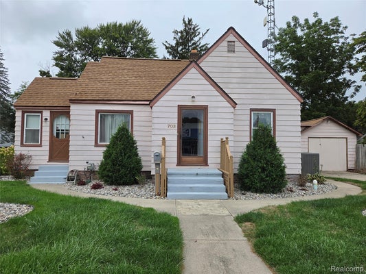 703 N STATE ST, CARO, MI 48723 - Image 35e29b61c3d7dfa68adece77ac5e0822/59940748