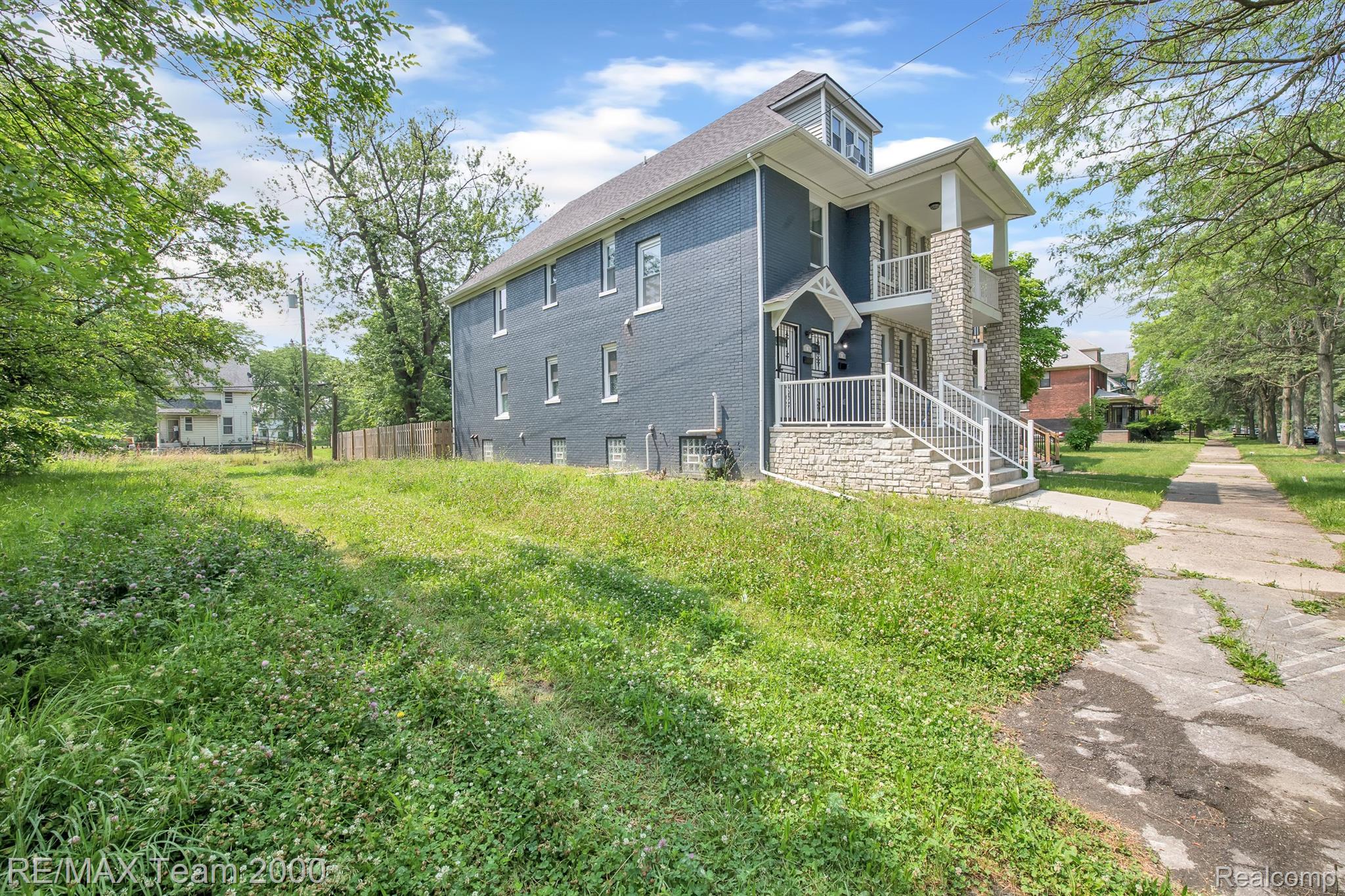 616 ENGLEWOOD Street