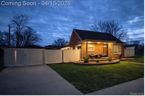 24161 Oxford Street Dearborn City MI 48124