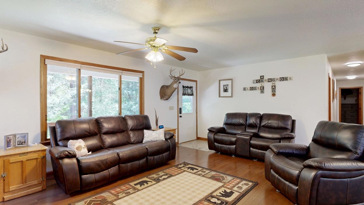 8665 N Meridian Road