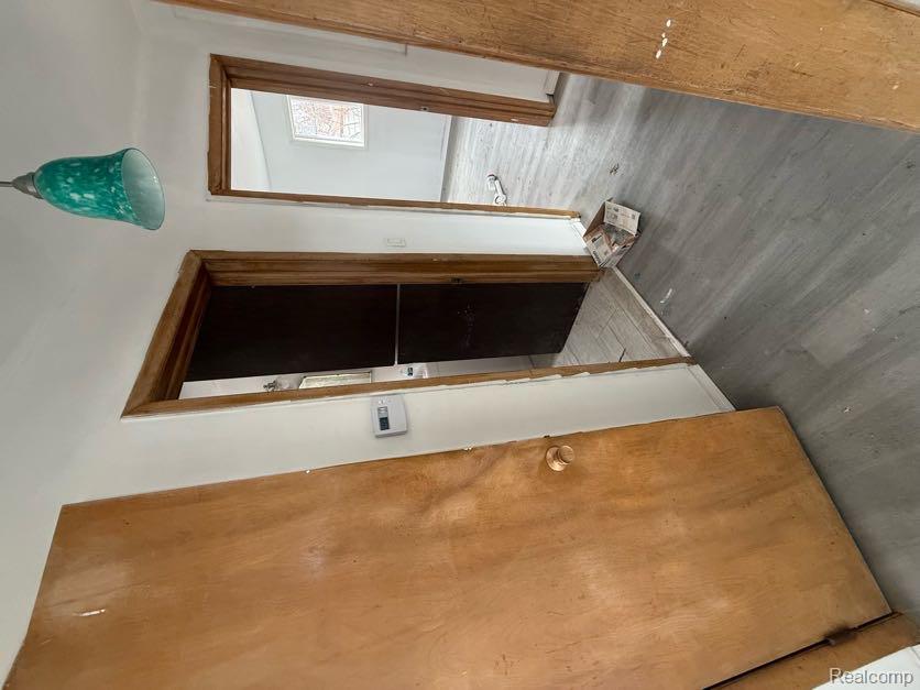 7762 Greenview Avenue