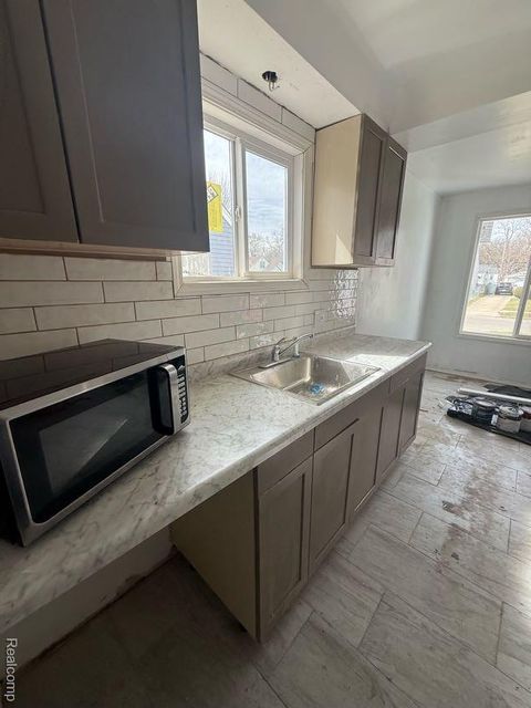 Tiny photo for 7762 Greenview Avenue, Detroit City, MI 48228 (MLS # 20261020333)