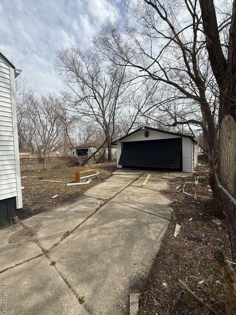 Tiny photo for 7762 Greenview Avenue, Detroit City, MI 48228 (MLS # 20261020333)