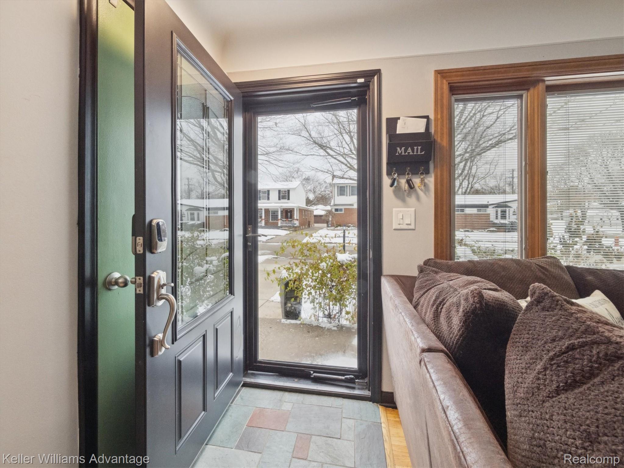 3107 Maplewood Avenue