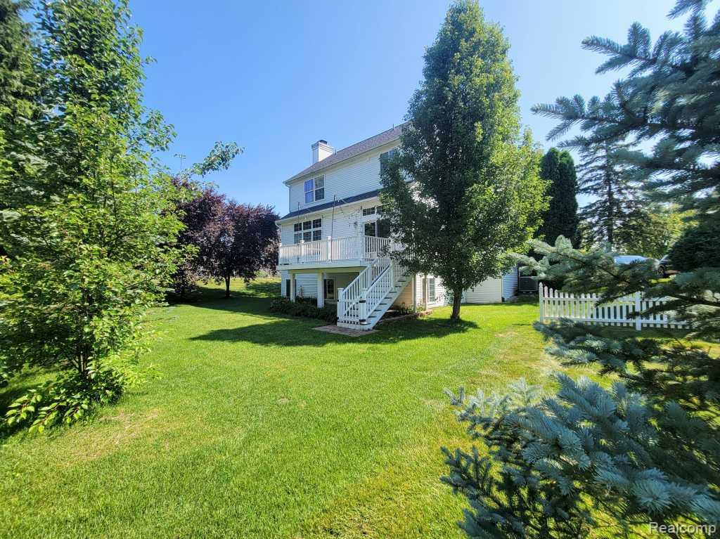 124 Champlain Boulevard