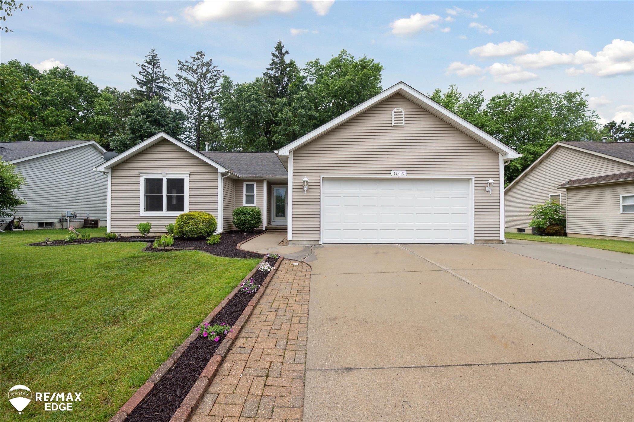 11419 Autumn Breeze Trail