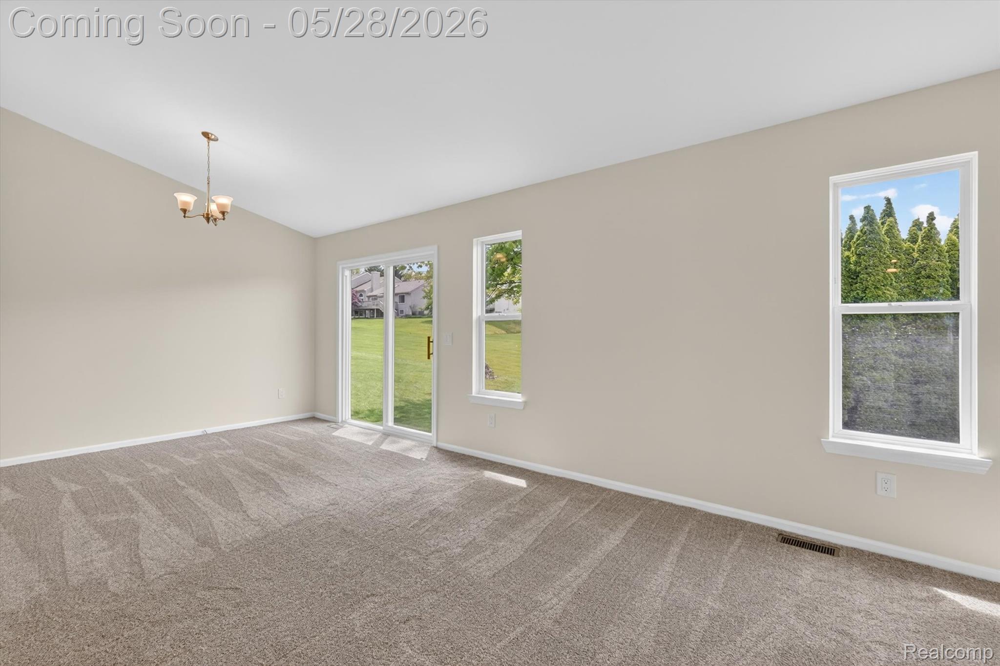 1641 Chelsea Circle