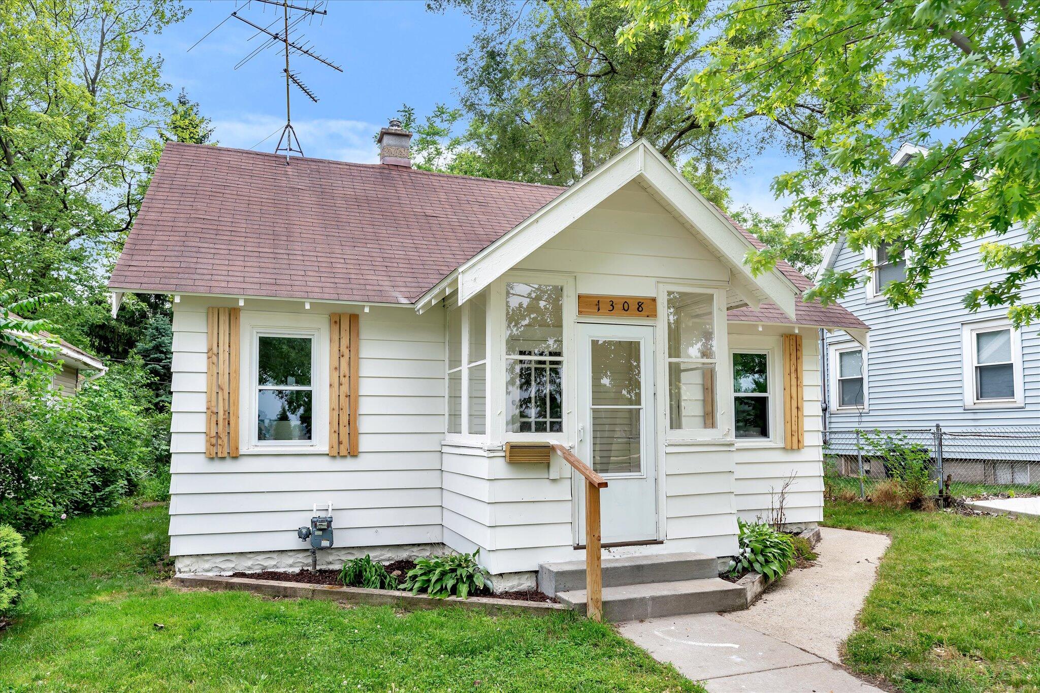 1308 Marquette Street SW