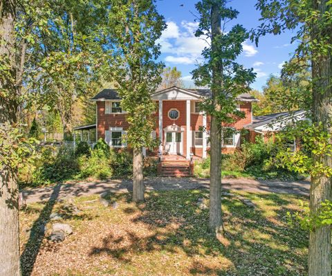 48000 Eight Mile W Novi City MI 48167