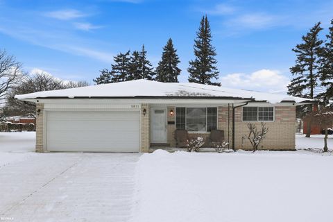 5011 Rockdale Court Sterling Heights City MI 48310