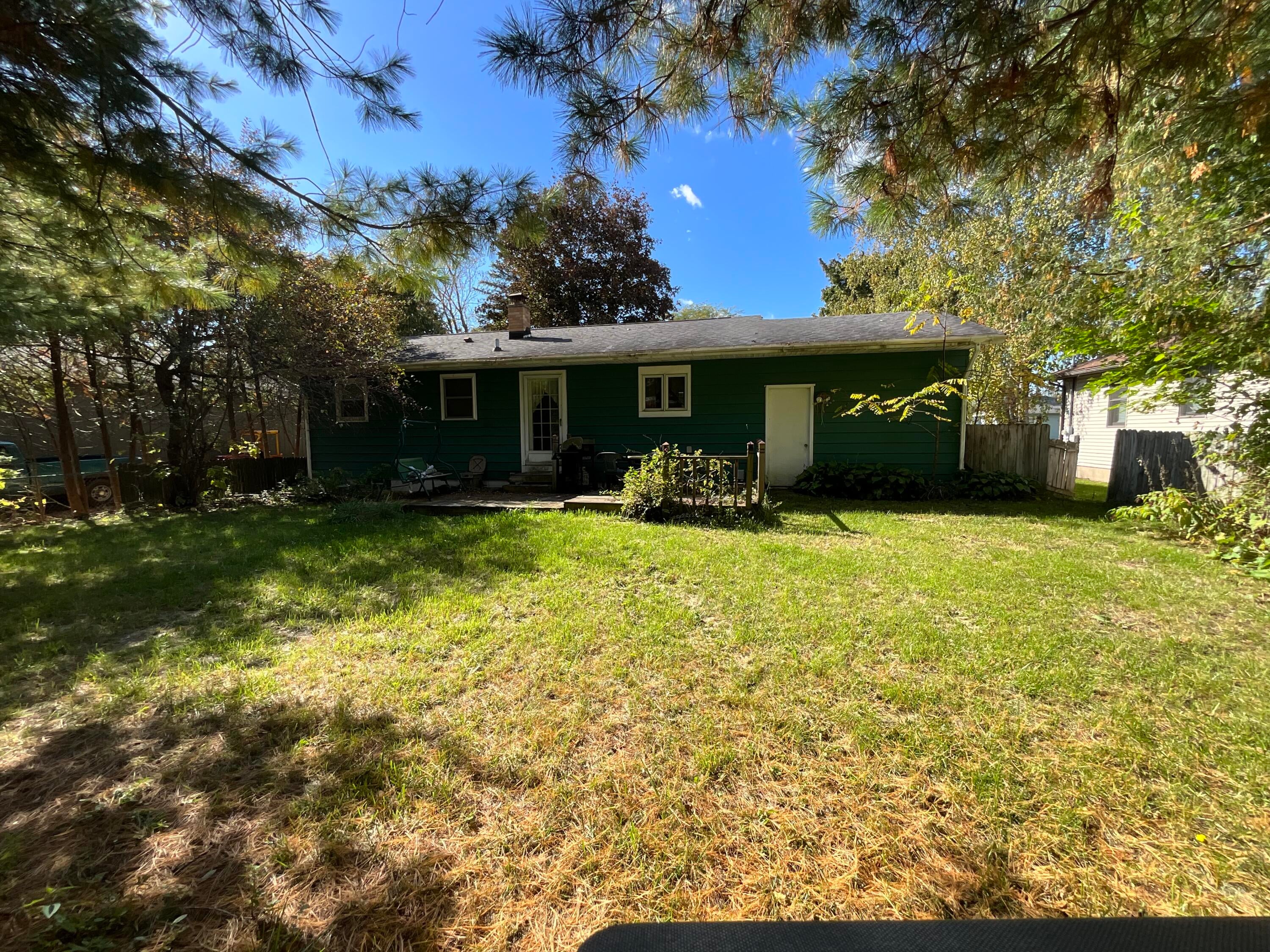 320 Doris Street