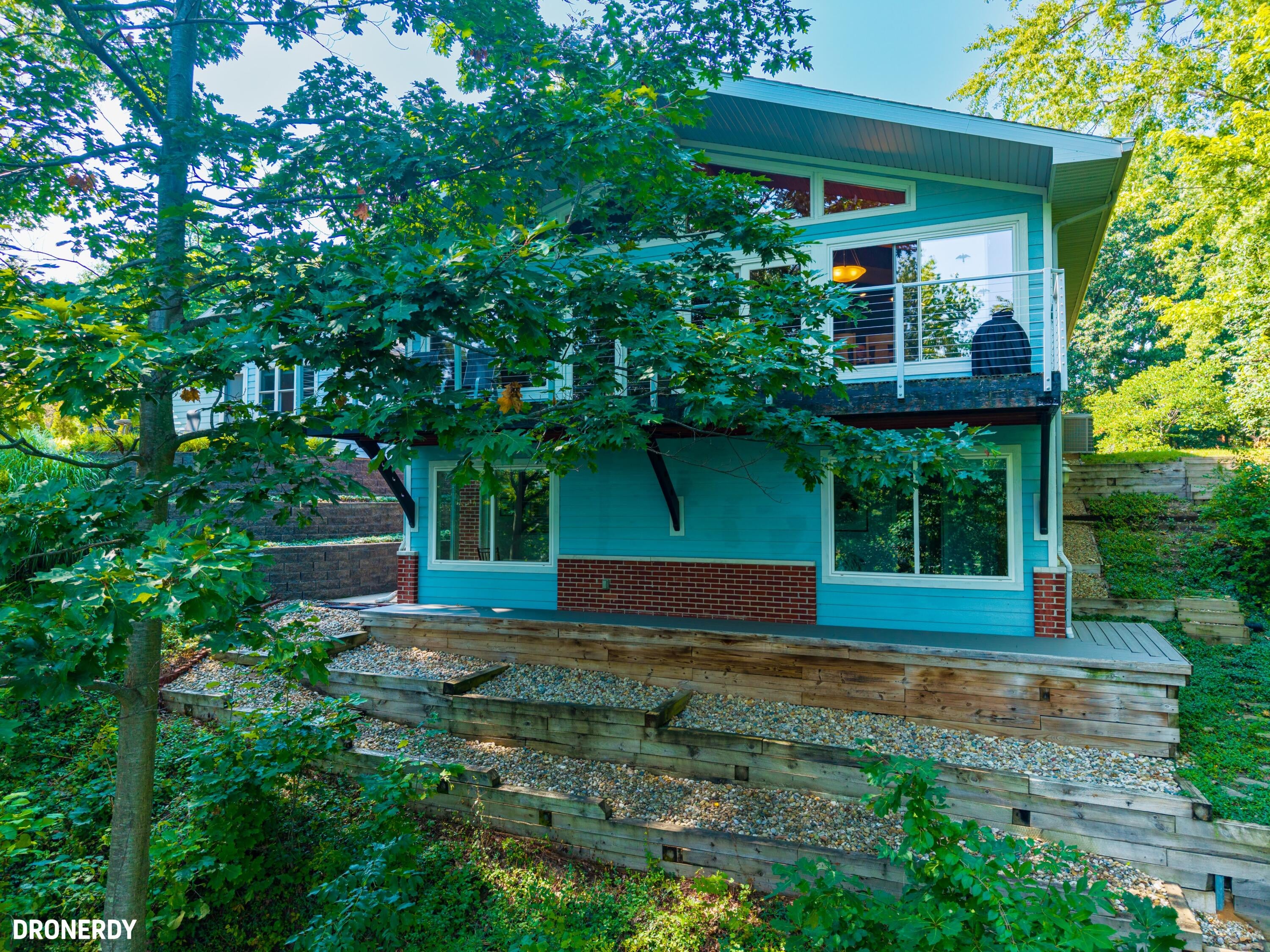 2500 Roncy Road