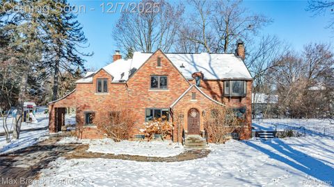 75 Hillsdale Road Bloomfield Hills City MI 48302