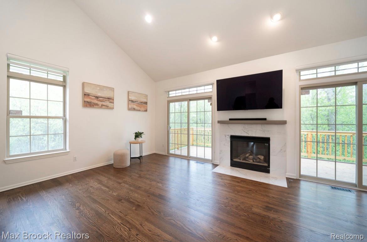 4344 Gateway Circle