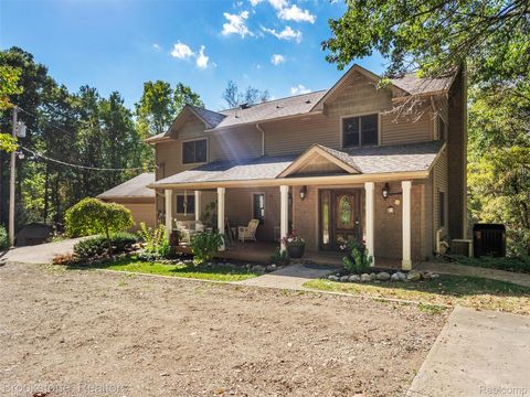 175 Barr Road Addison Township MI 48370