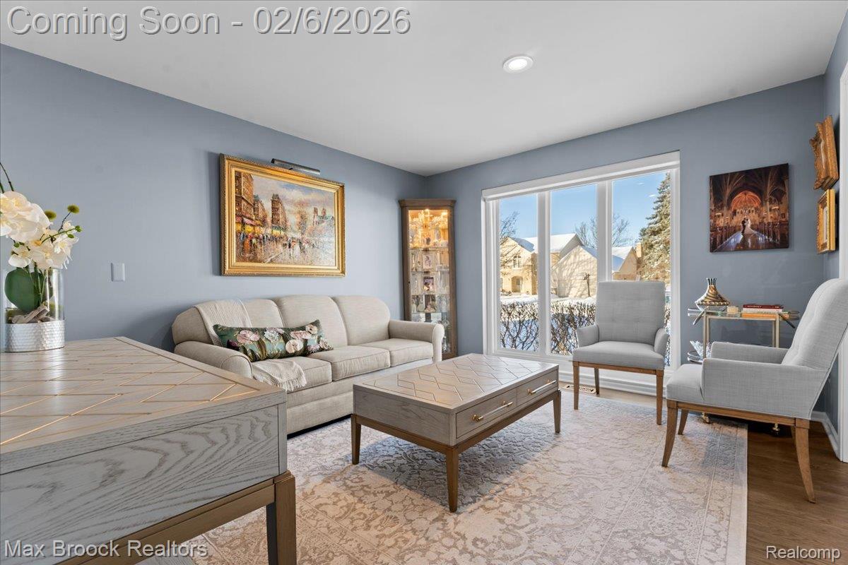 412 Shellbourne Drive