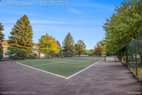 Tiny photo for 4341 Berkshire Drive #110, Sterling Heights City, MI 48314 (MLS # 20261068415)