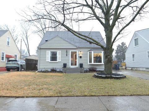 Tiny photo for 2028 Barrett Street, Royal Oak City, MI 48067 (MLS # 58050201283)