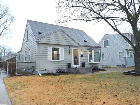 Tiny photo for 2028 Barrett Street, Royal Oak City, MI 48067 (MLS # 58050201283)