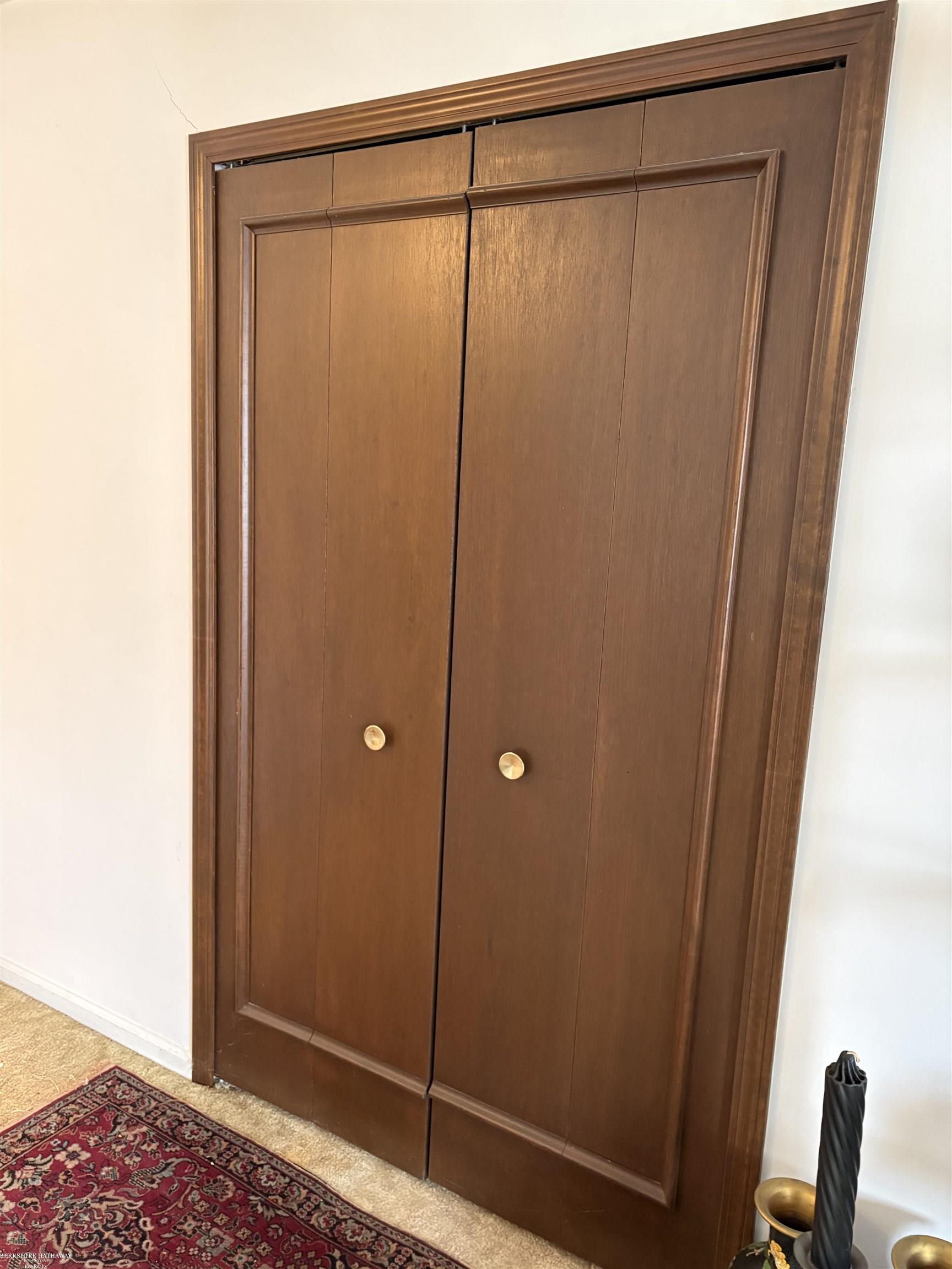 1227 Shallowdale Drive