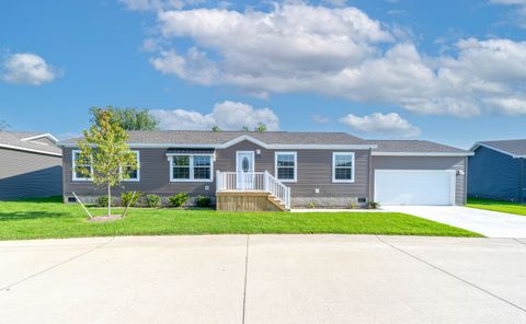 2775 NAPLES Court Lapeer Township MI 48446