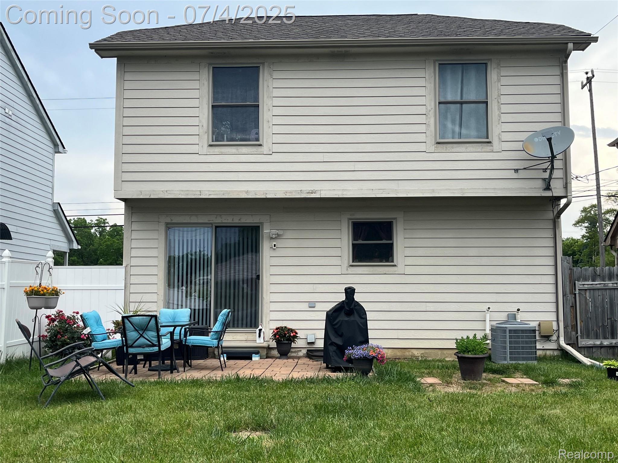 19754 E 14 Mile Road