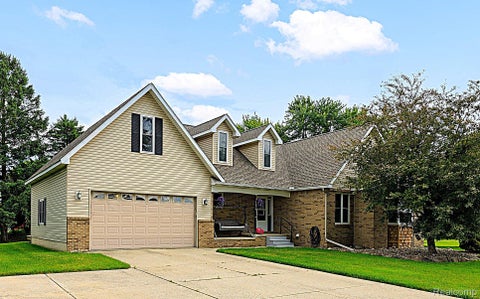 Photo of 18570 Hollie Dr, Macomb Township, MI 48044 (MLS # 20261051271)