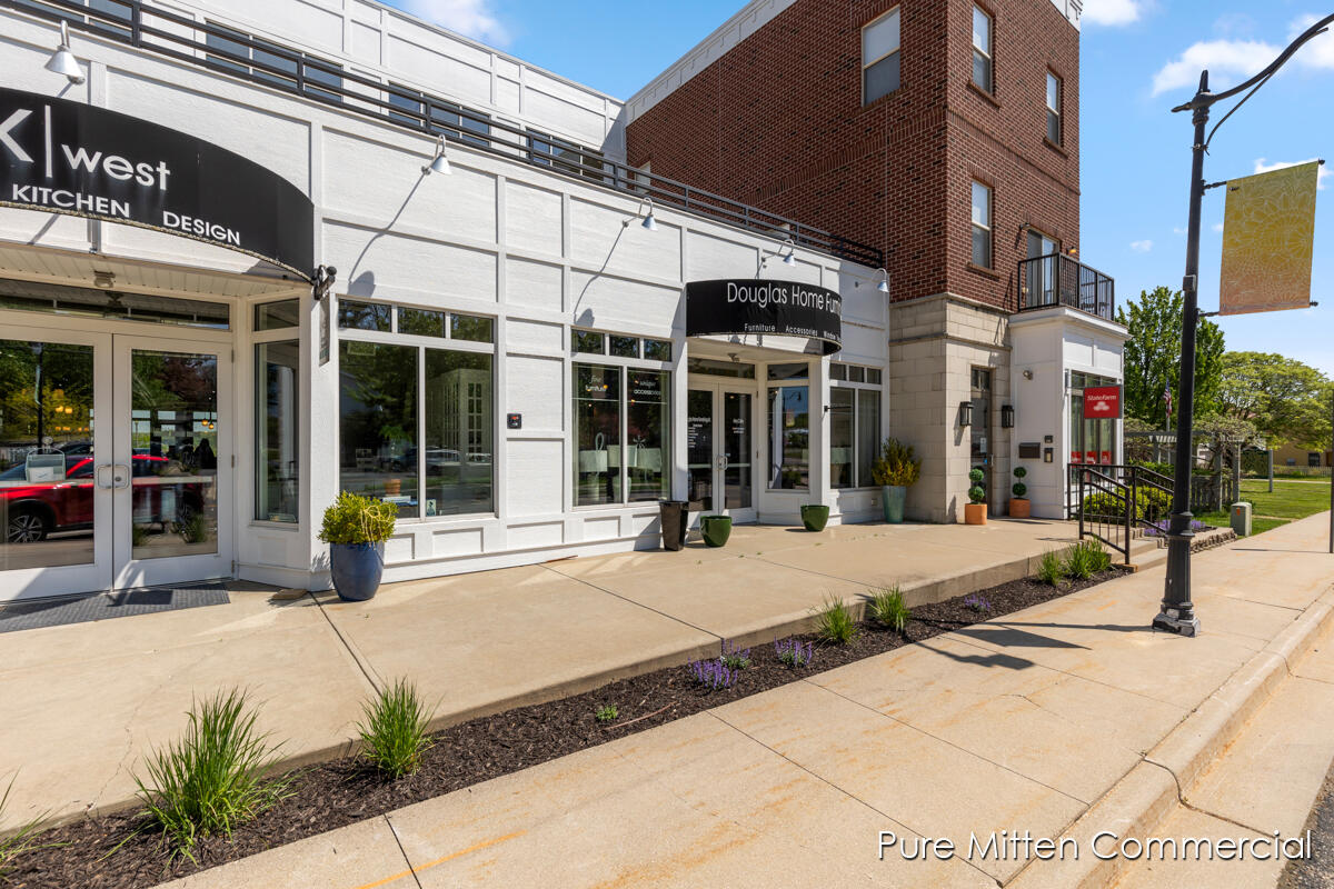 150 W Center Street B