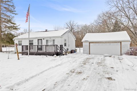 16032 Knobhill Drive Argentine Township MI 48451